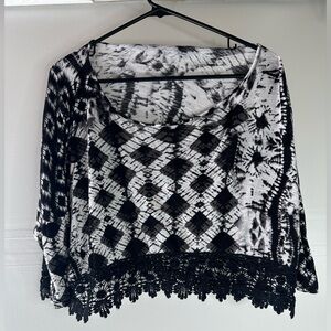 Patrons of Peace Crop Top Womens XS Black & White Lace 3/4 Sleeve.